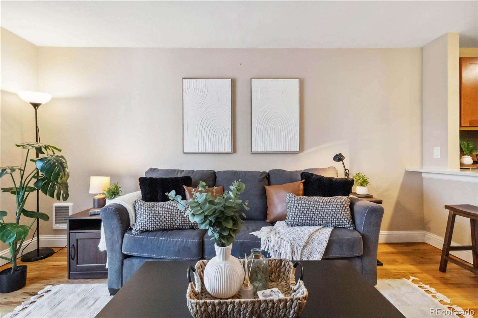 1410 York Street Unit: 35