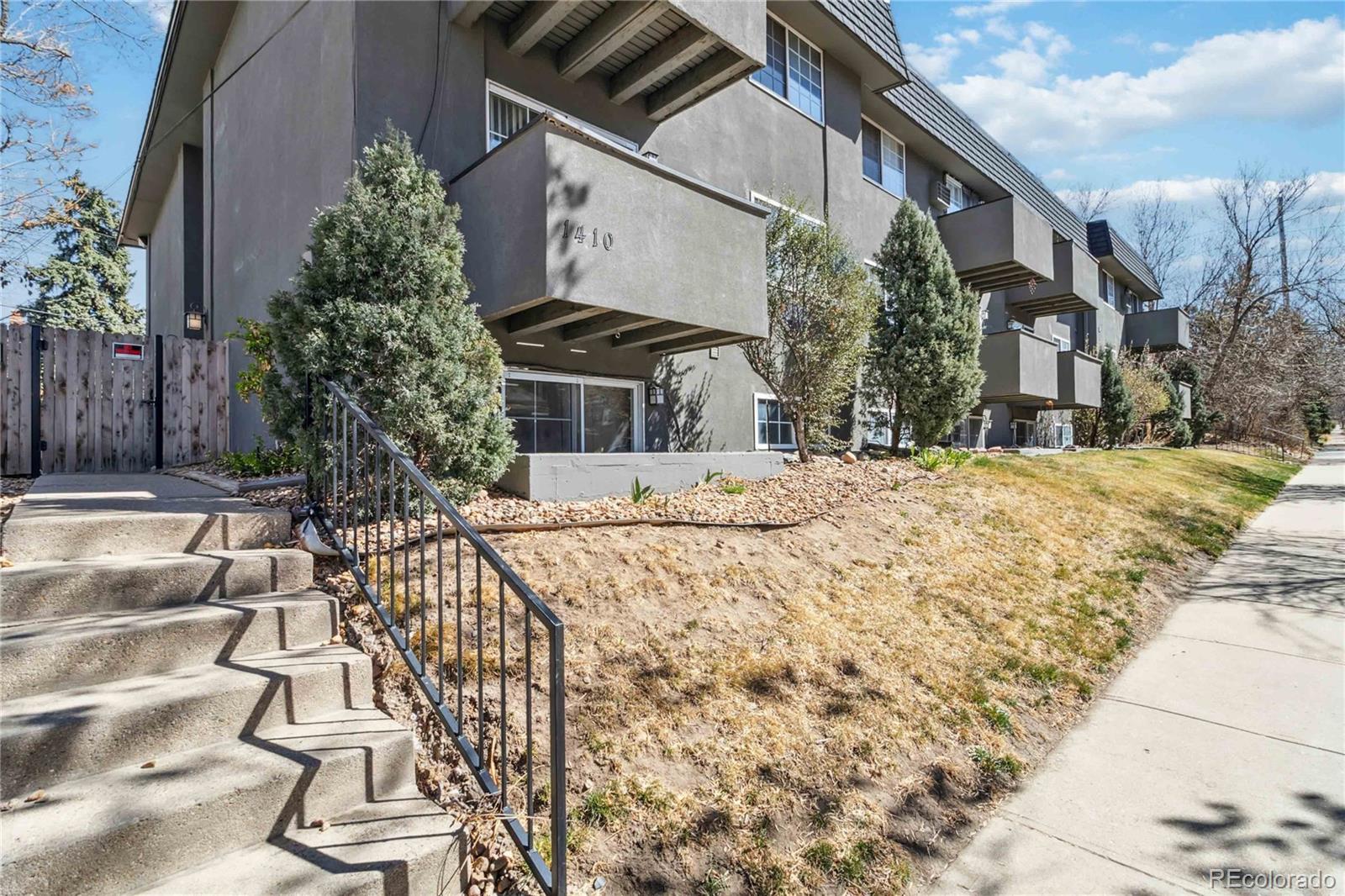 1410 York Street Unit: 35