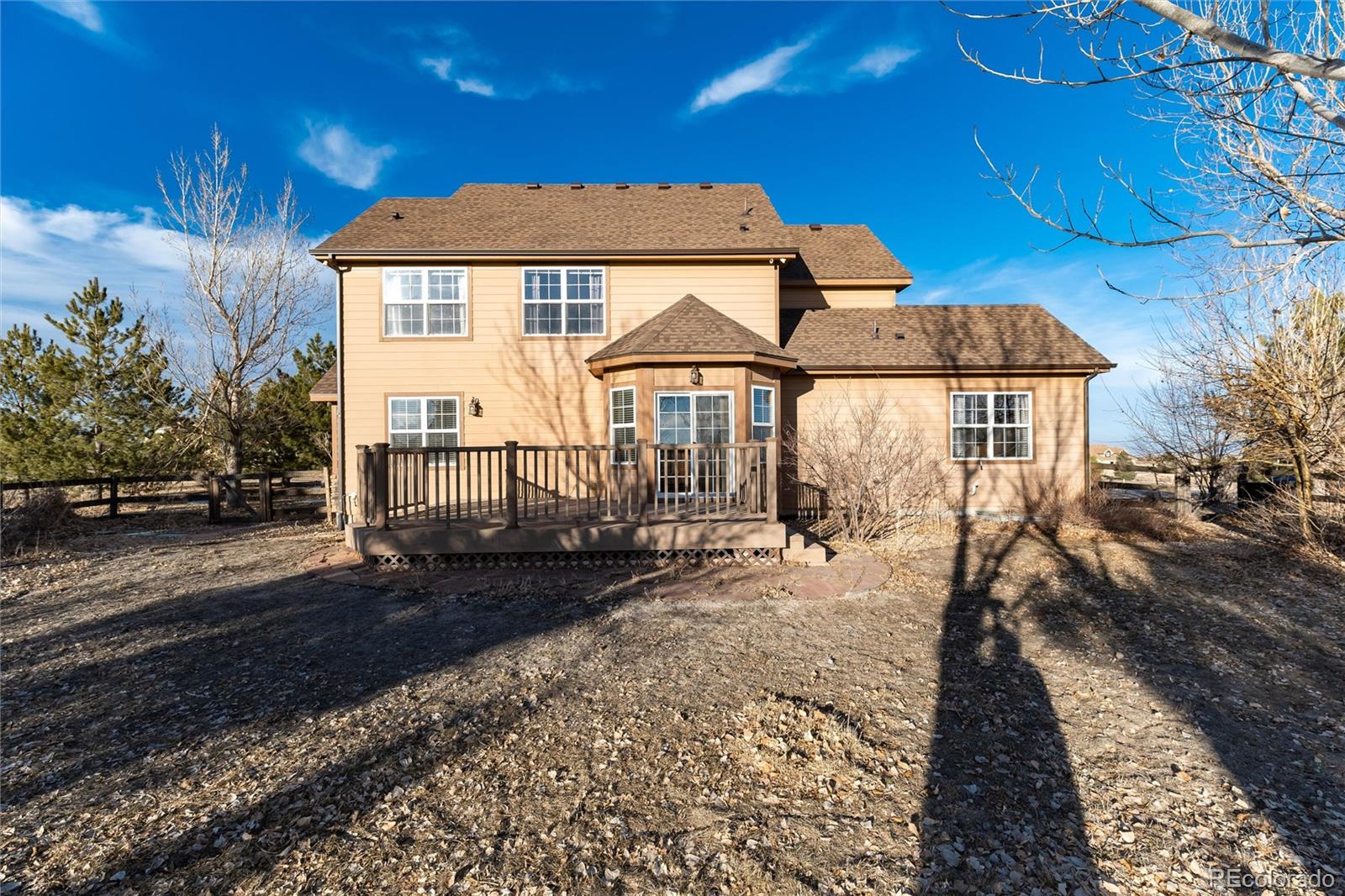 1120 Antelope Drive W