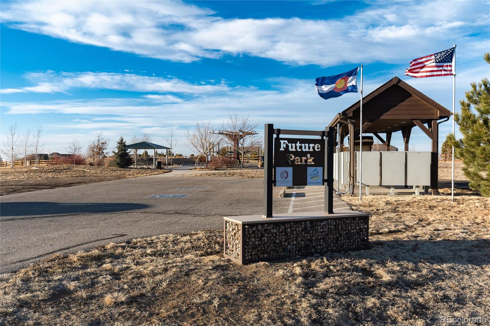 1120 Antelope Drive W