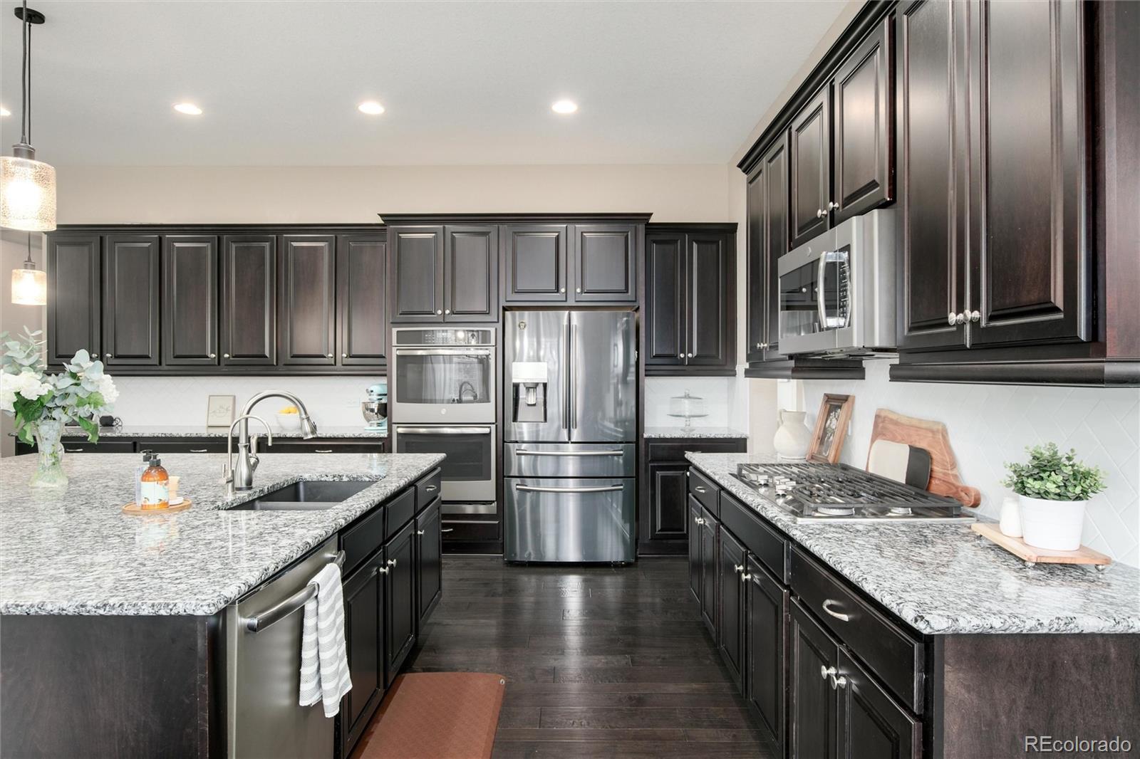 27564 E Canyon Place