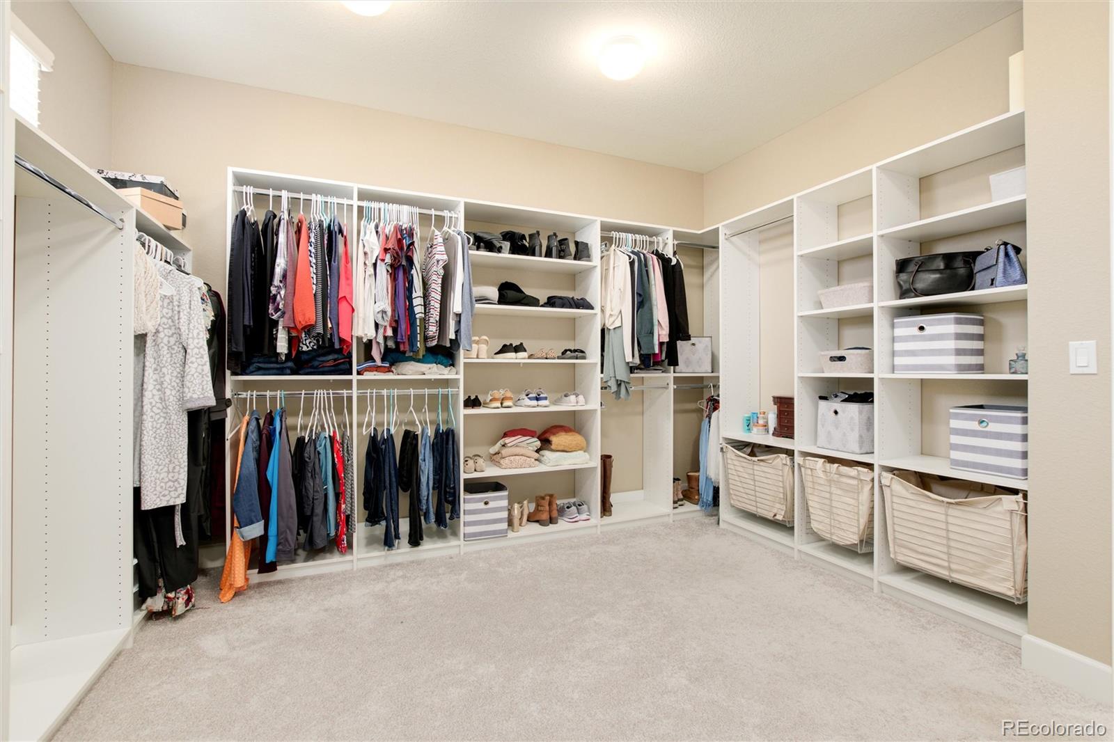 27564 E Canyon Place