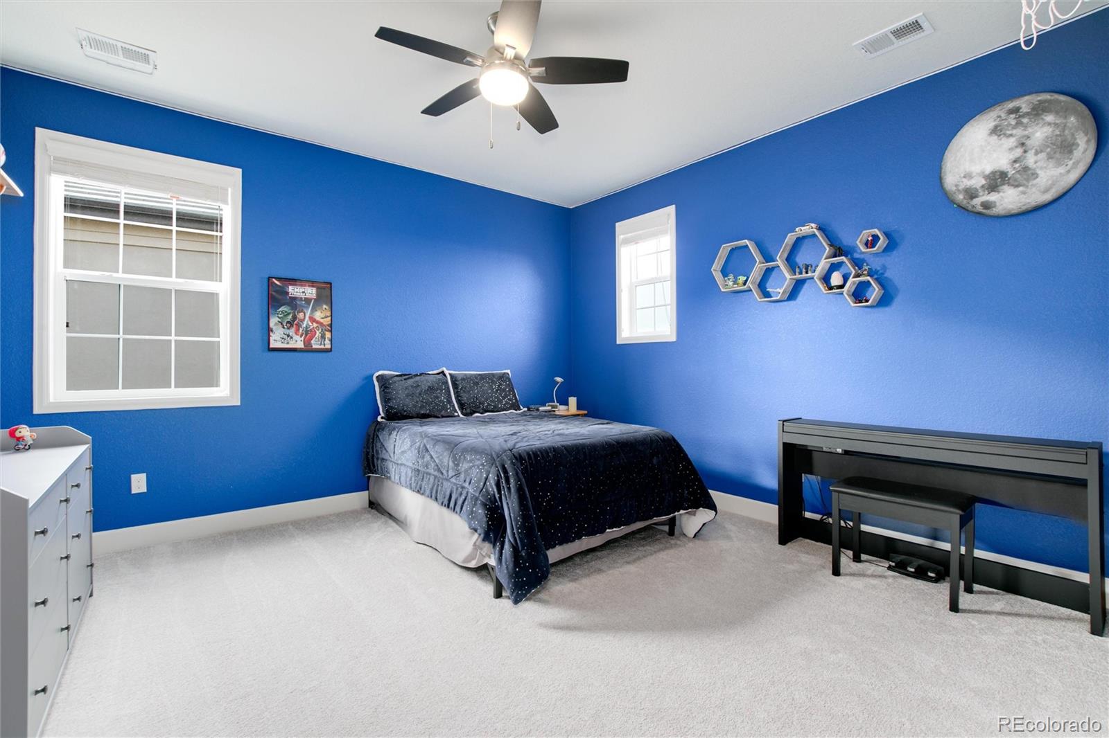 27564 E Canyon Place