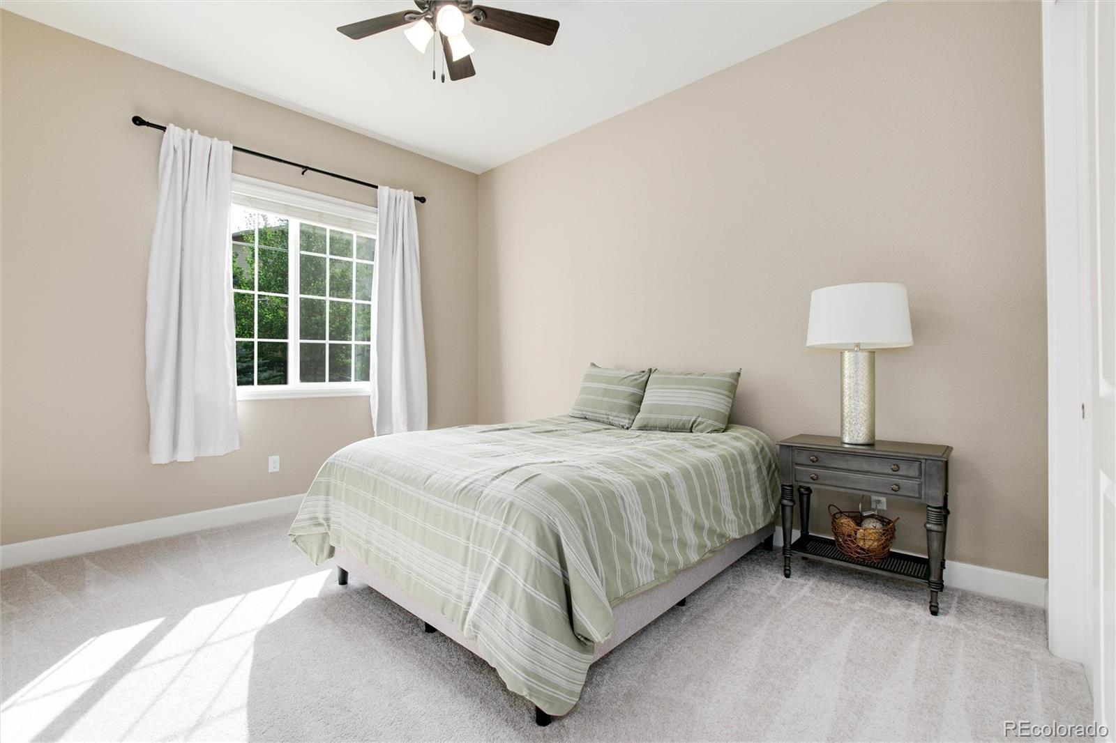 27564 E Canyon Place