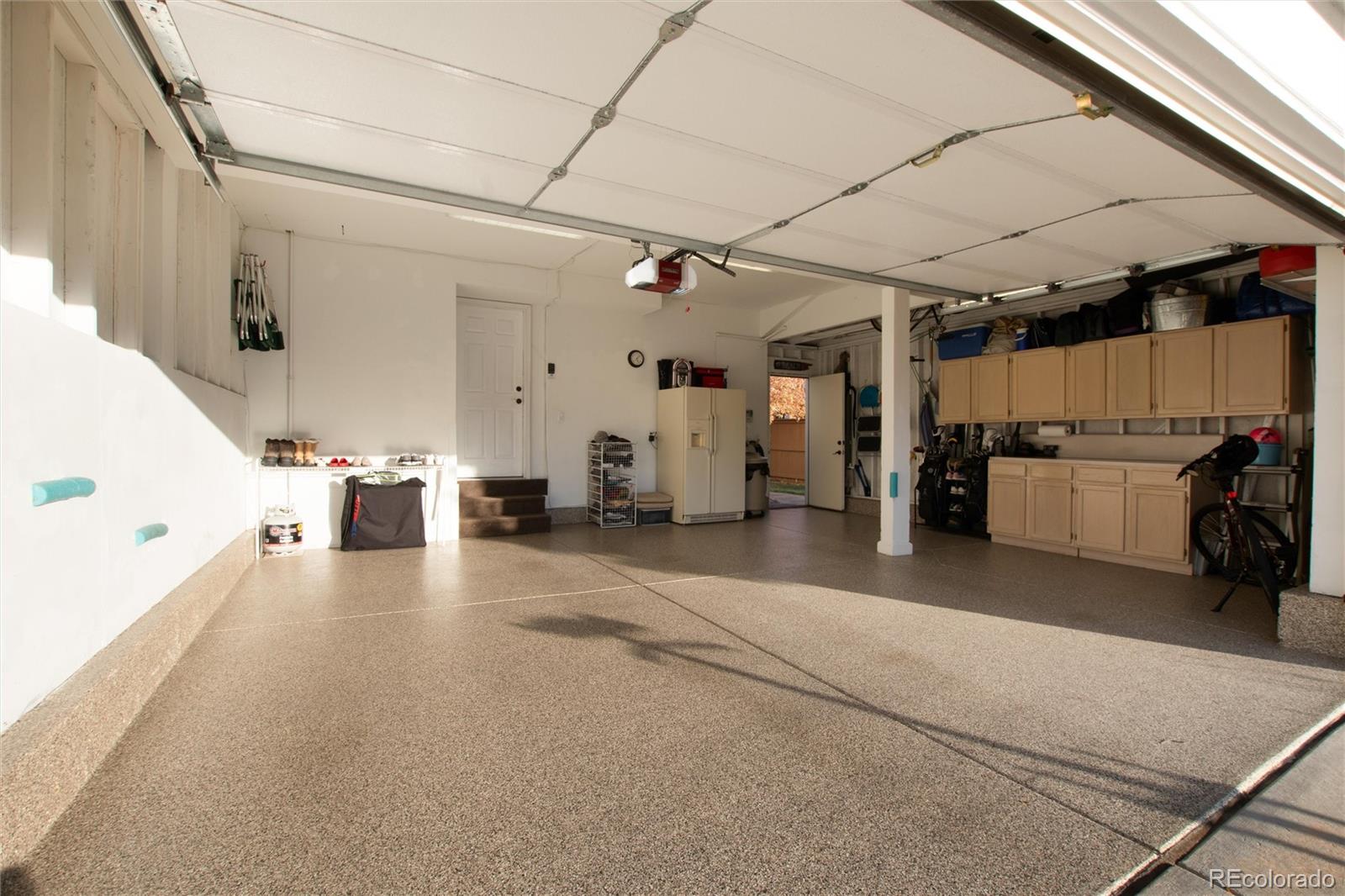 10094 White Oak Place