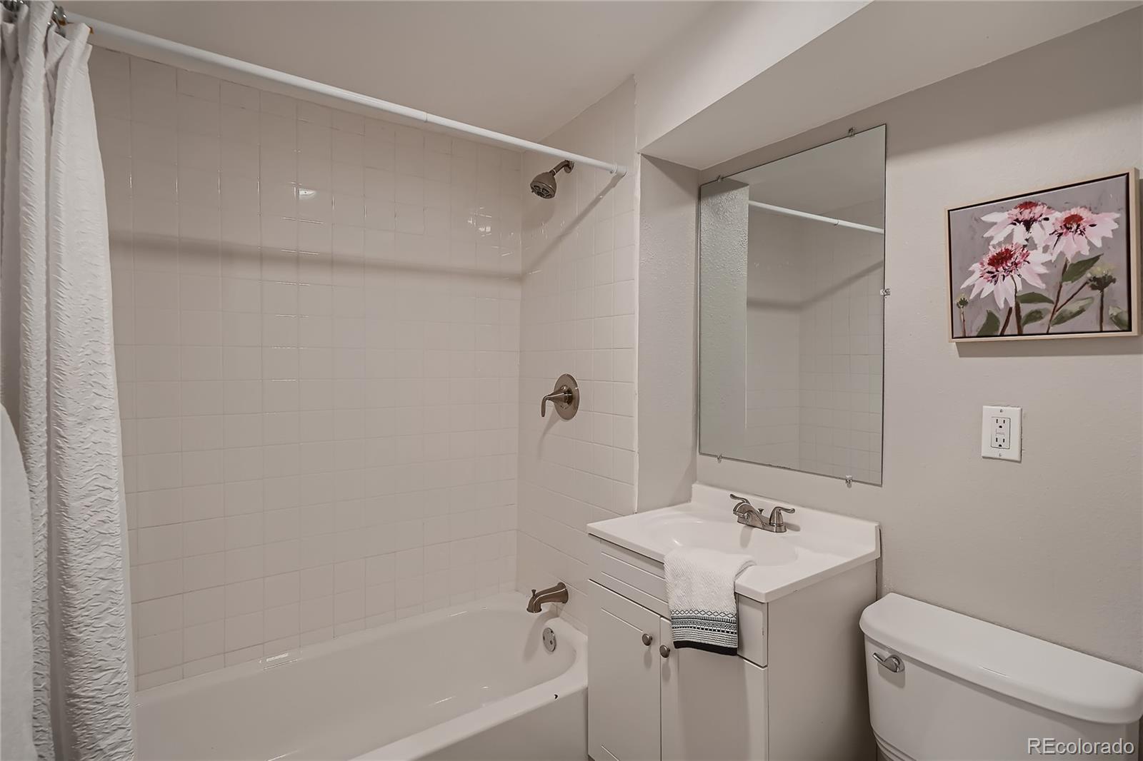 2610 N Fillmore Street