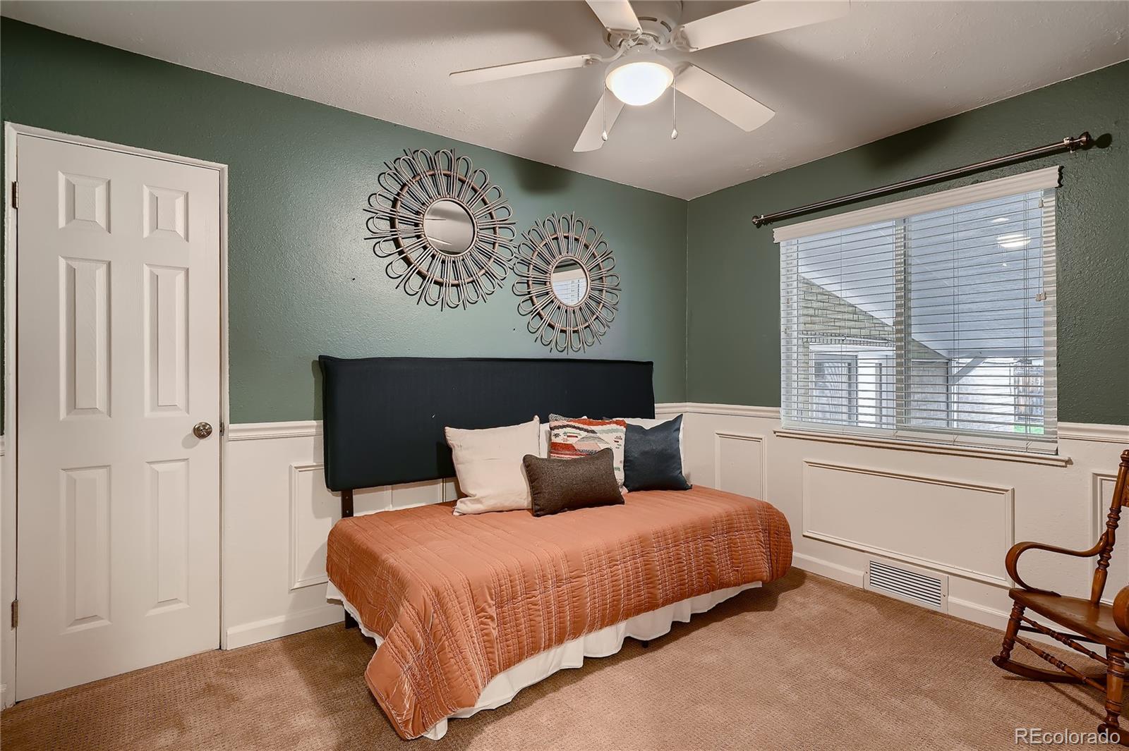 2610 N Fillmore Street