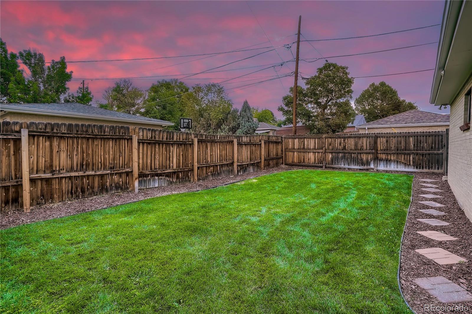 2610 N Fillmore Street