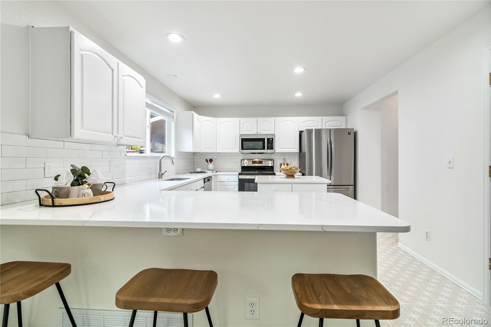 487 Rose Finch Circle