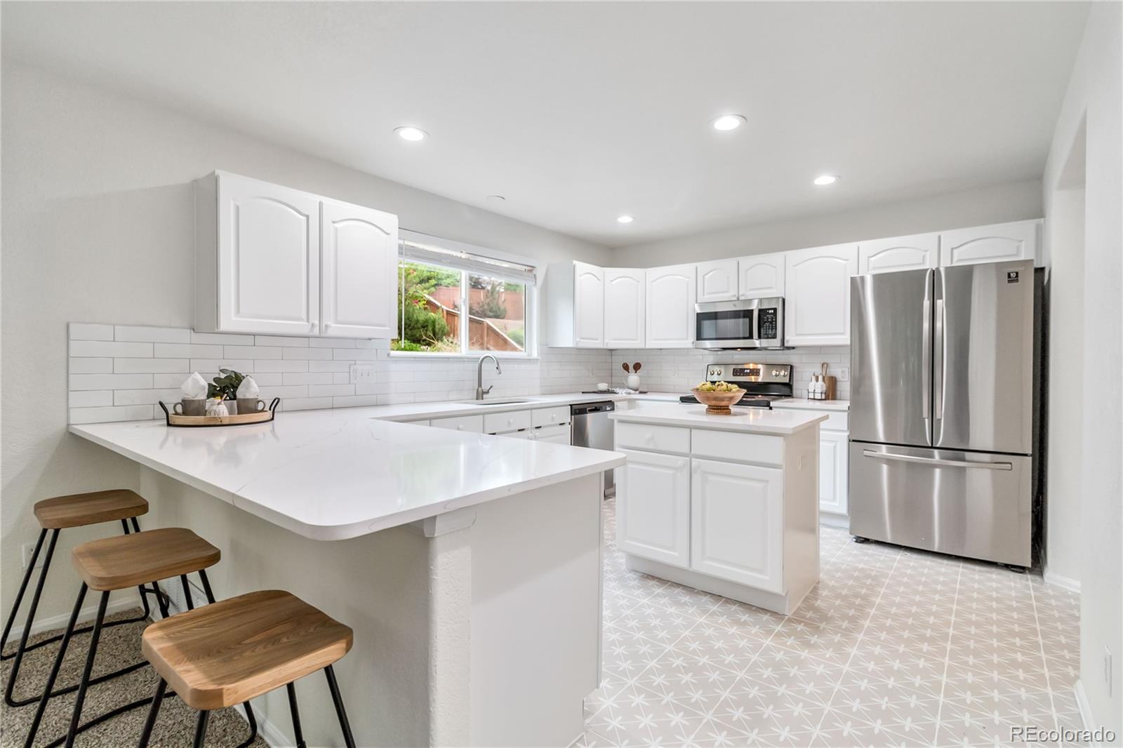 487 Rose Finch Circle