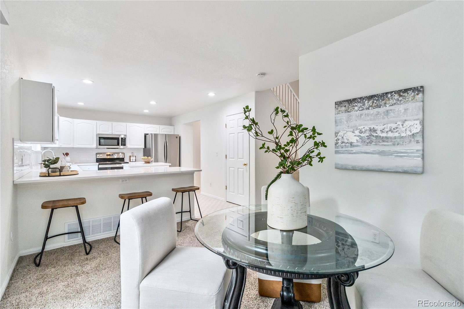 487 Rose Finch Circle