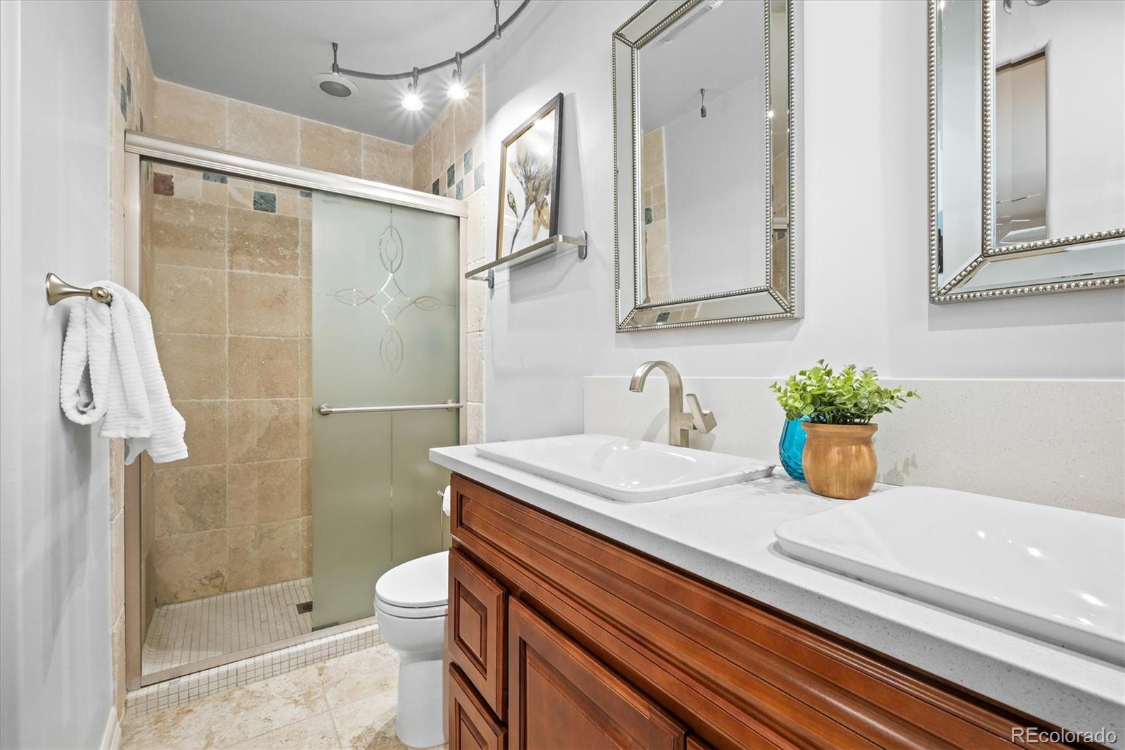 7250 W Vassar Avenue