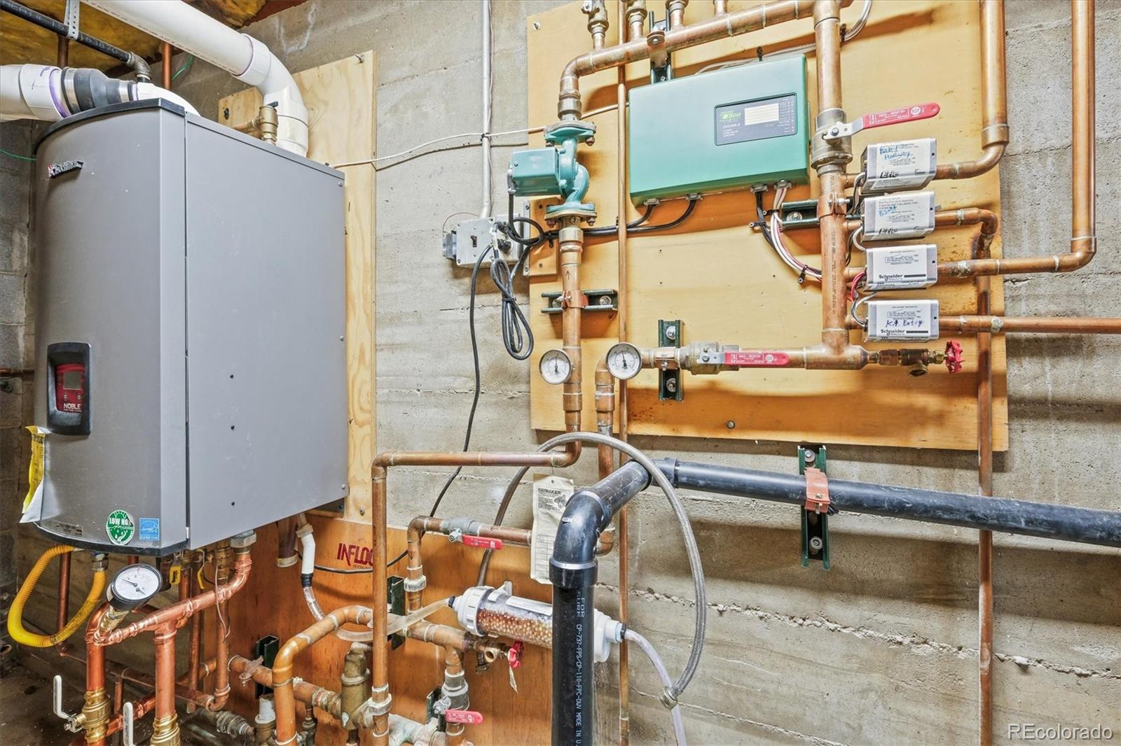 7250 W Vassar Avenue