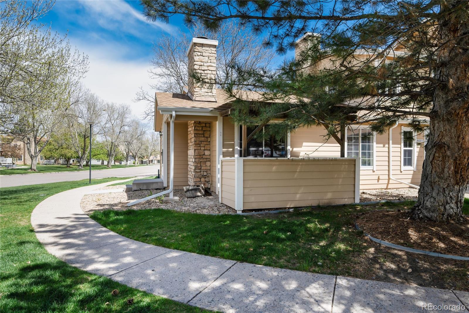 8422 Everett Way Unit: D