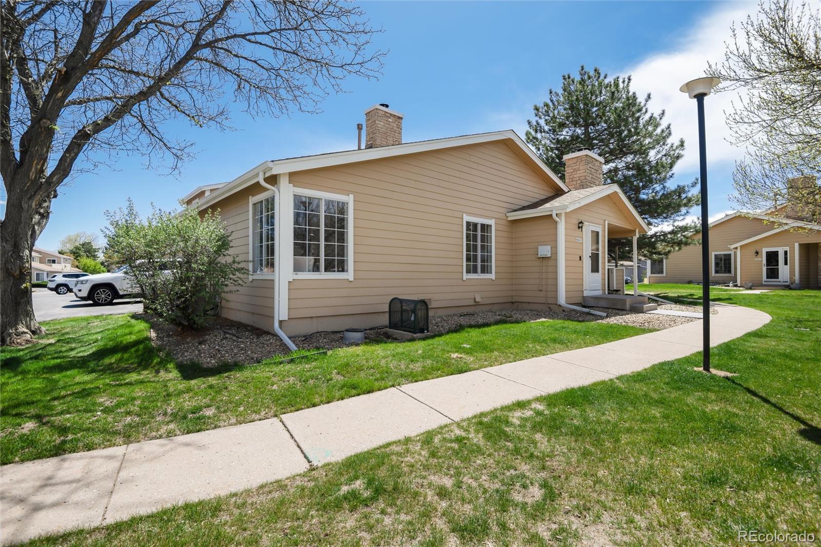 8422 Everett Way Unit: D