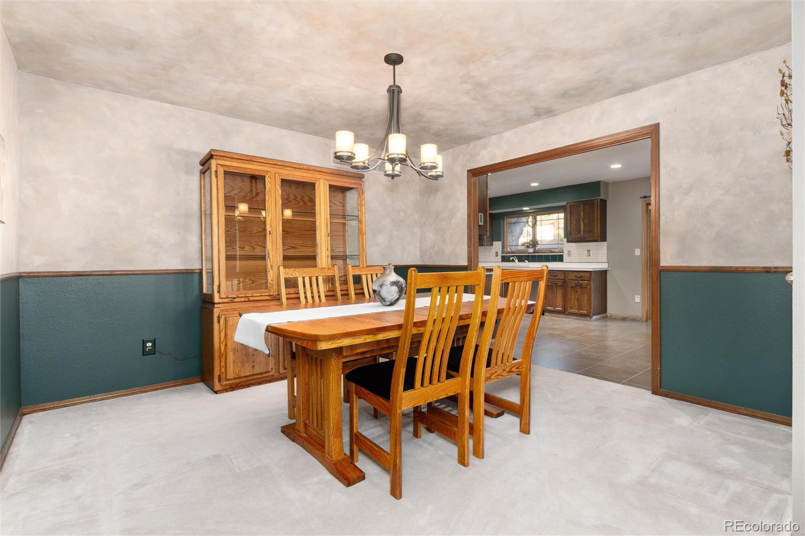 4652 S Quitman Street