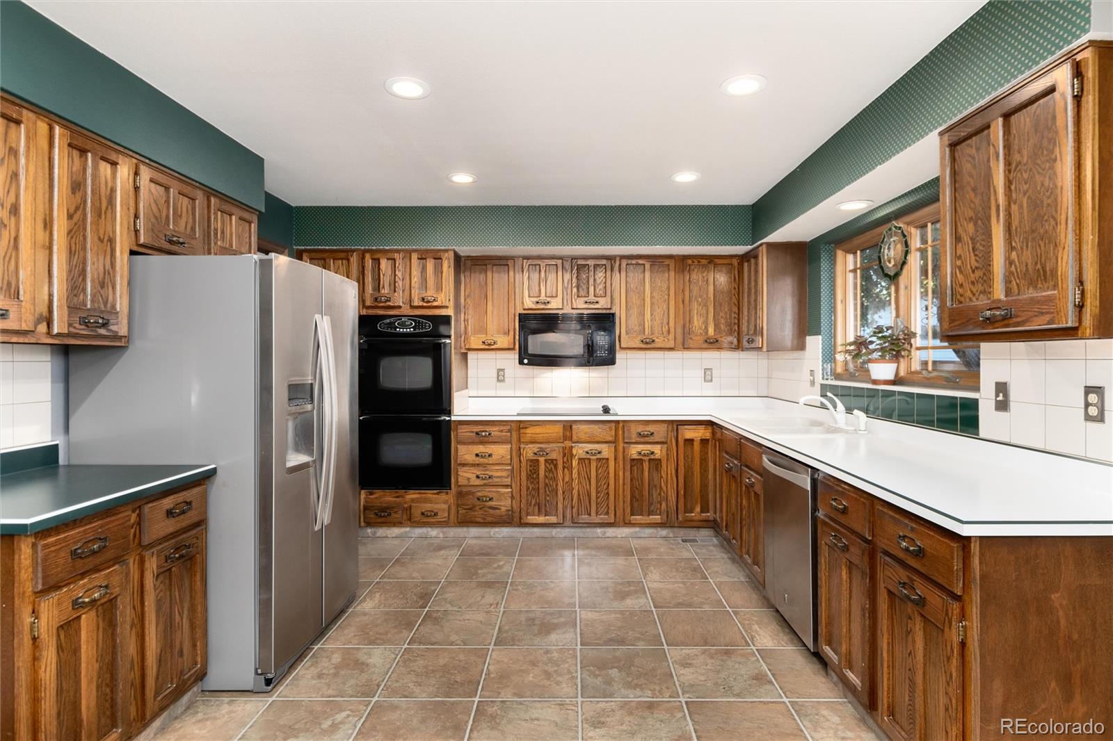 4652 S Quitman Street