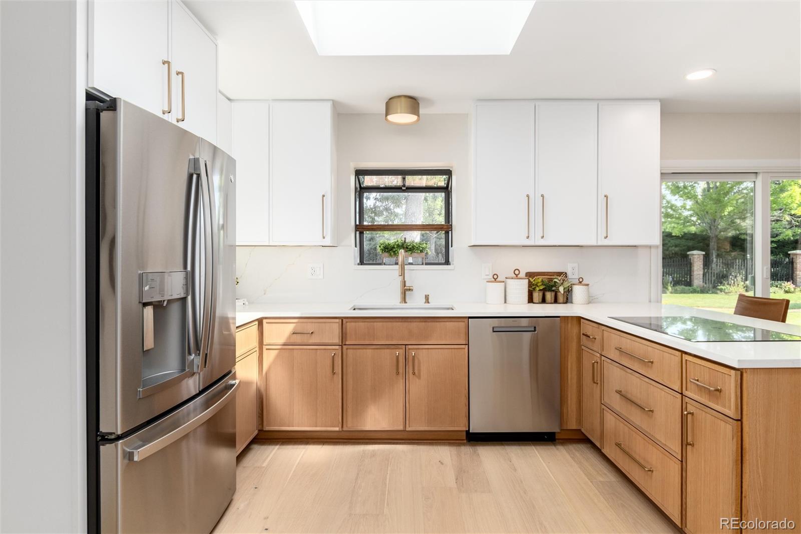 5815 W Plymouth Drive