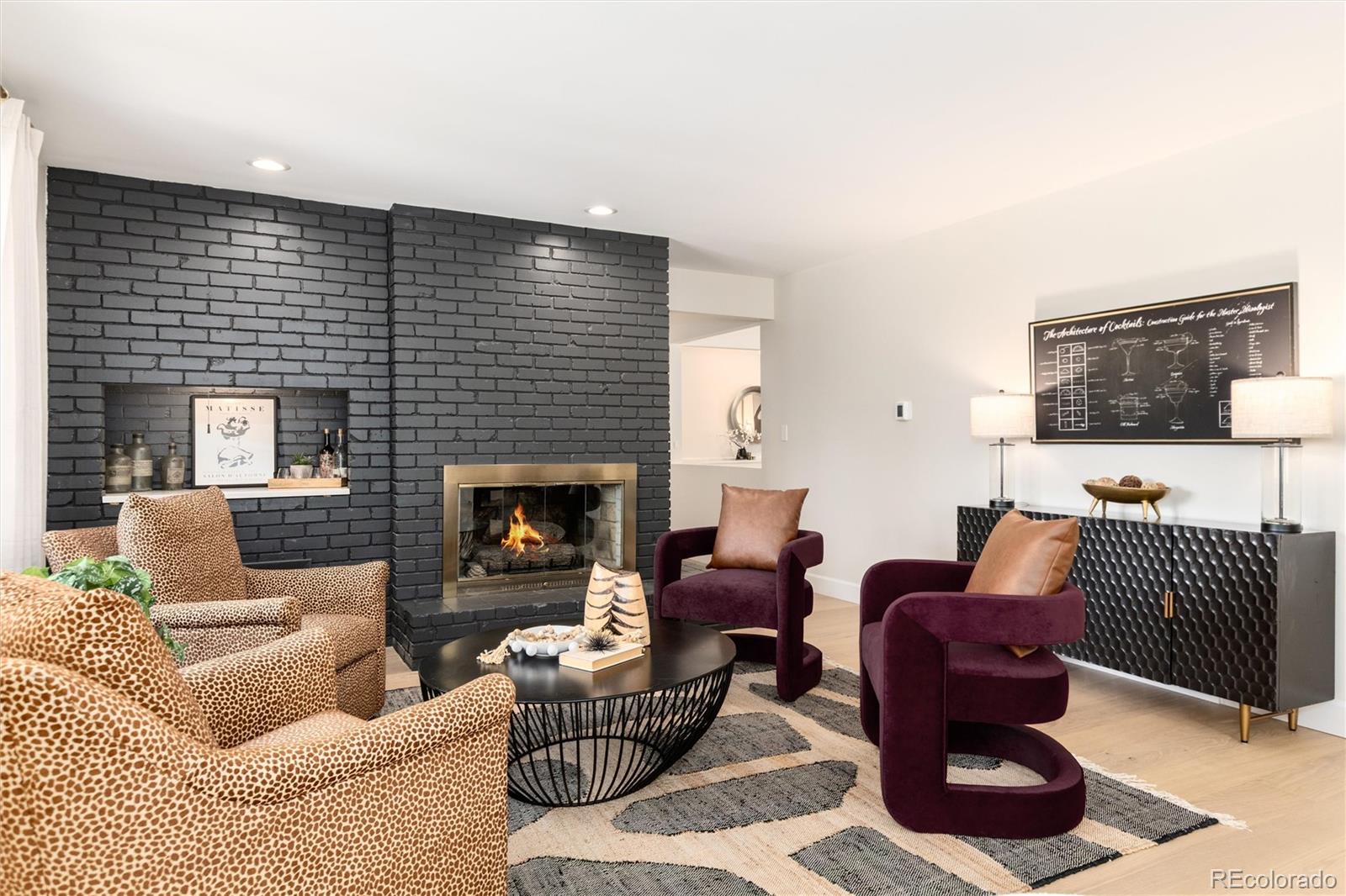 5815 W Plymouth Drive