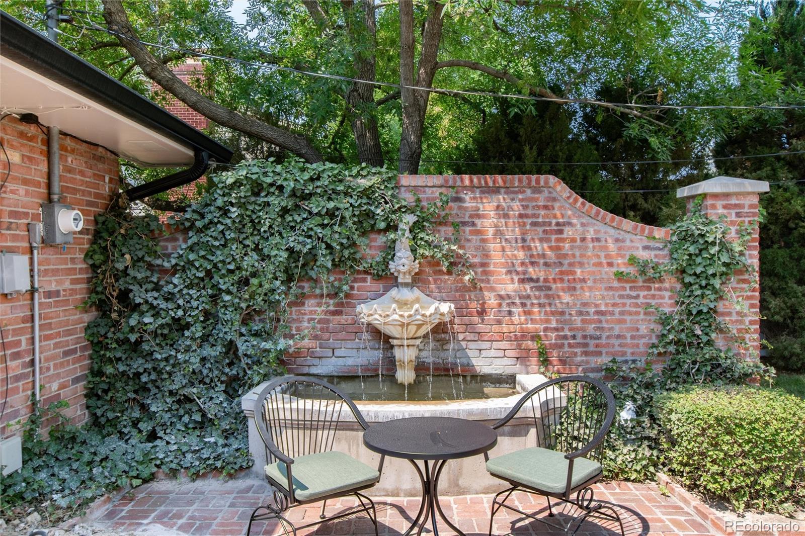 5815 W Plymouth Drive