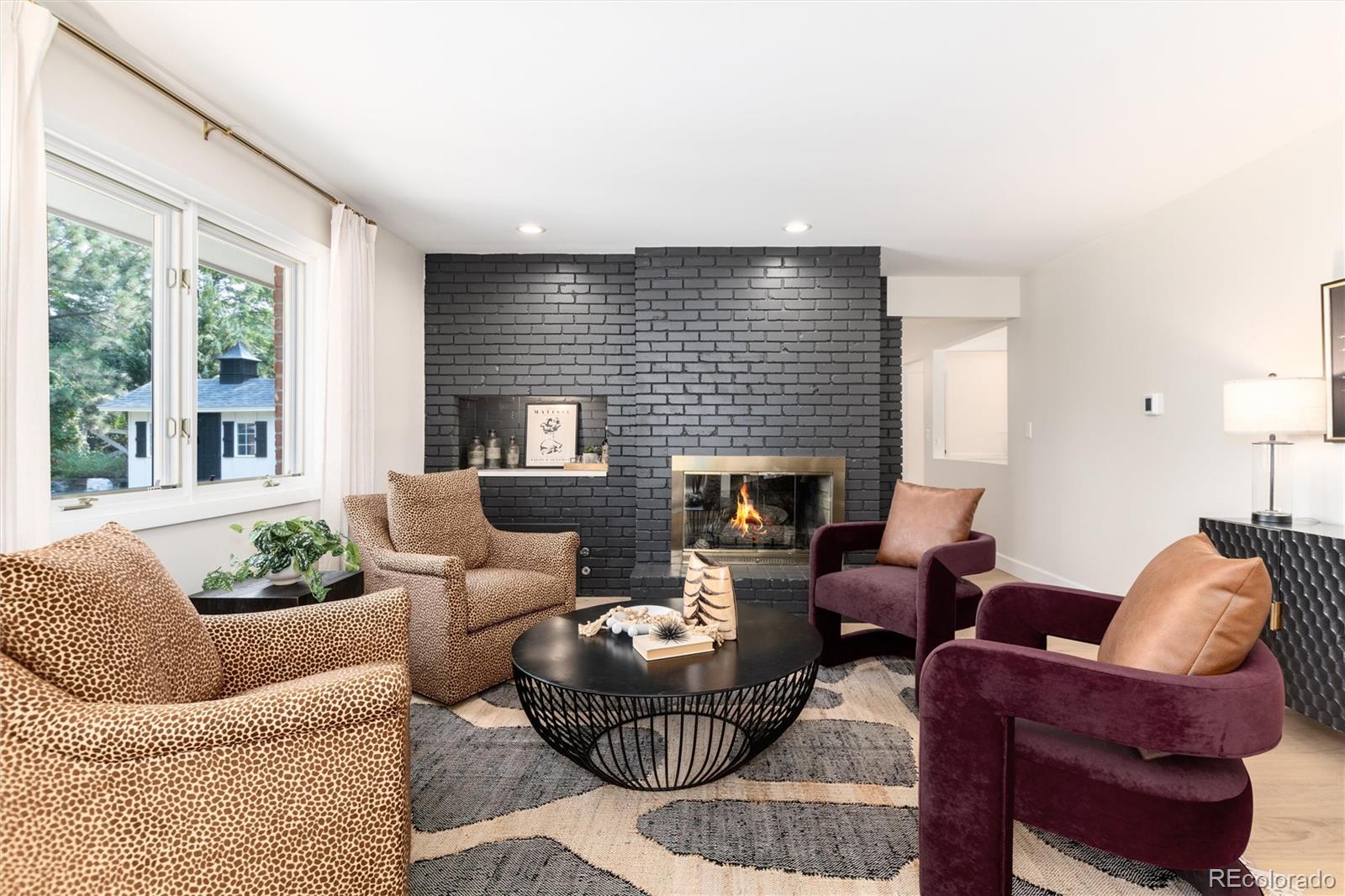 5815 W Plymouth Drive