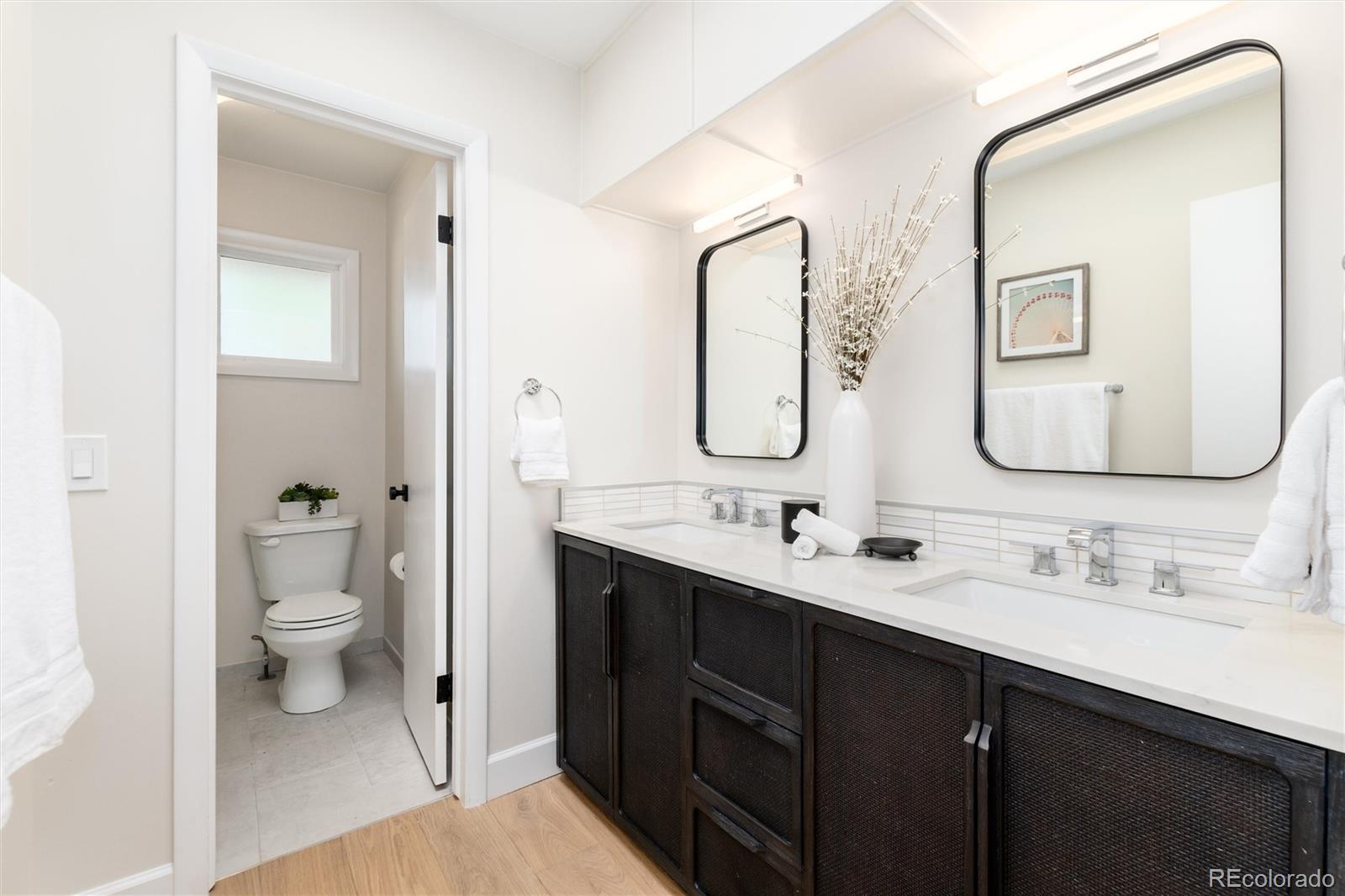 5815 W Plymouth Drive