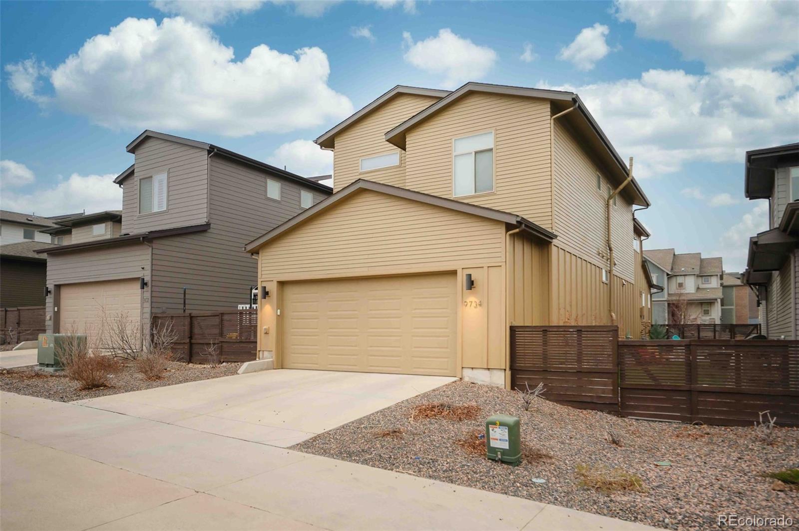 9734 Bennett Peak Street