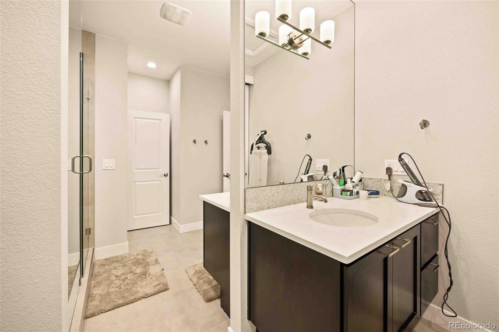 9734 Bennett Peak Street