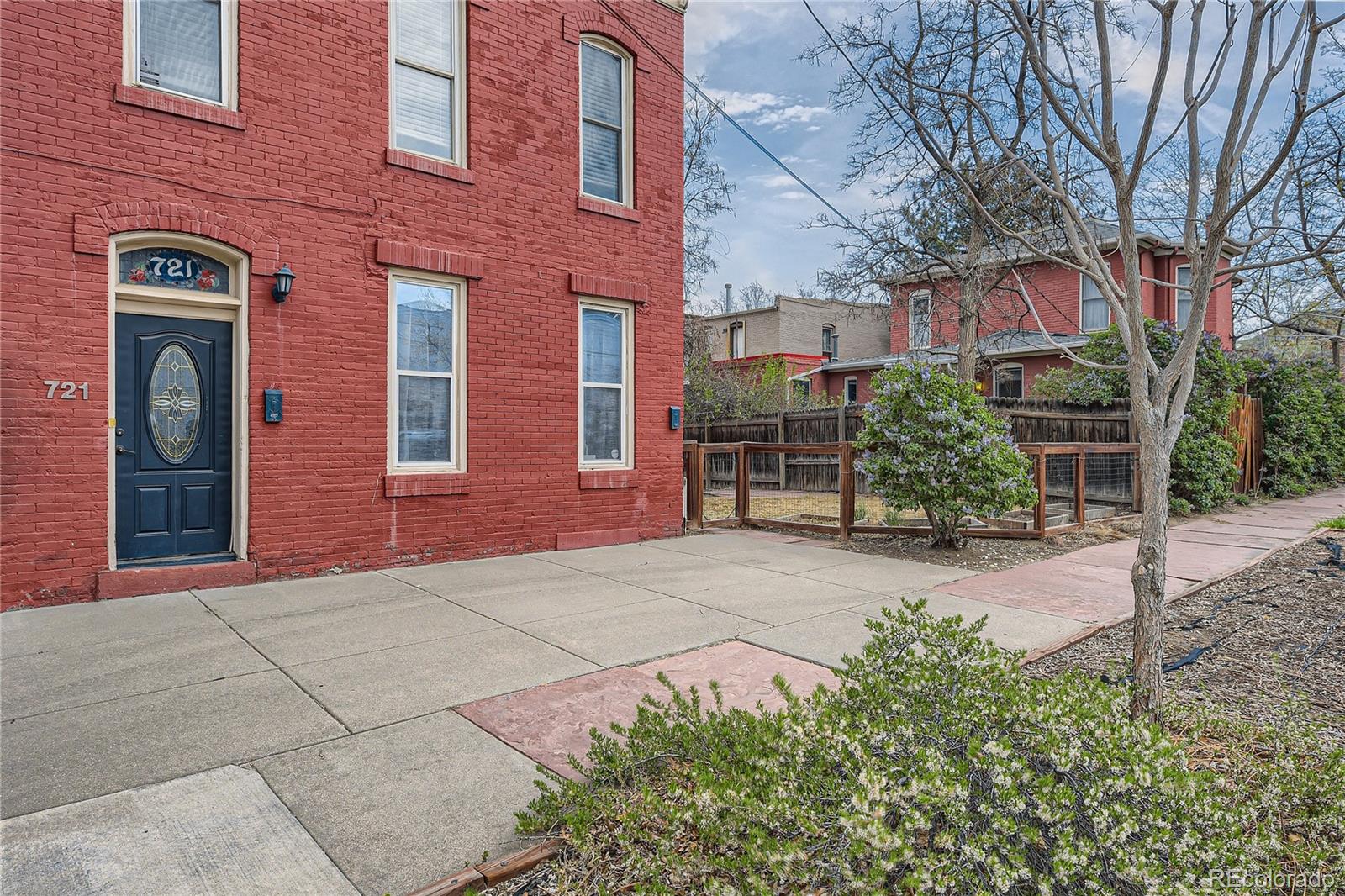 721 E 22nd Avenue