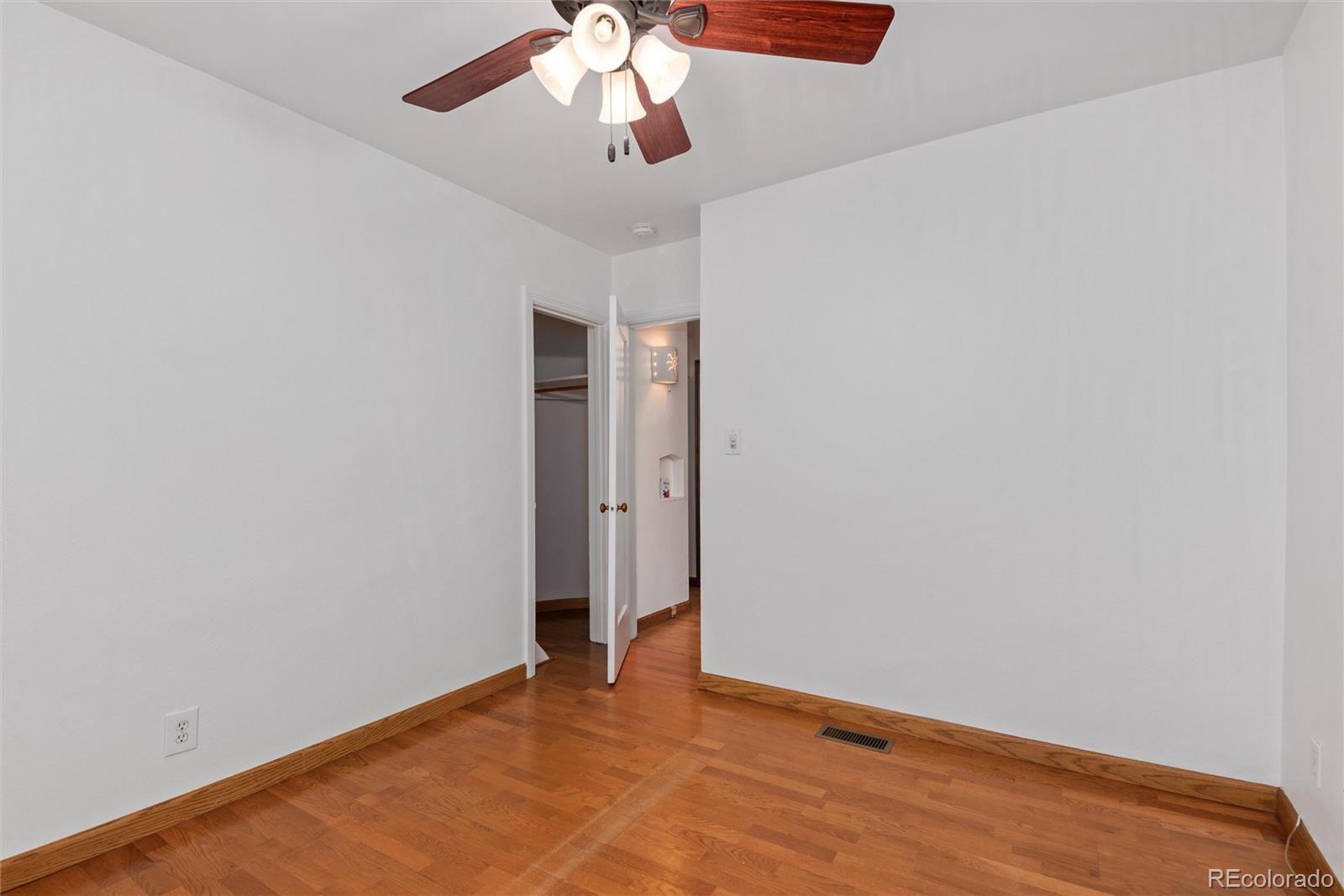 3912 S Cherokee Street