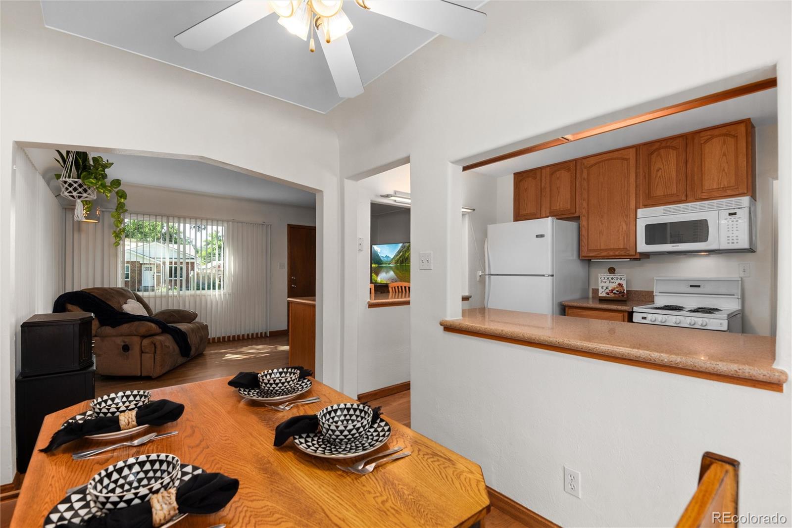 3912 S Cherokee Street