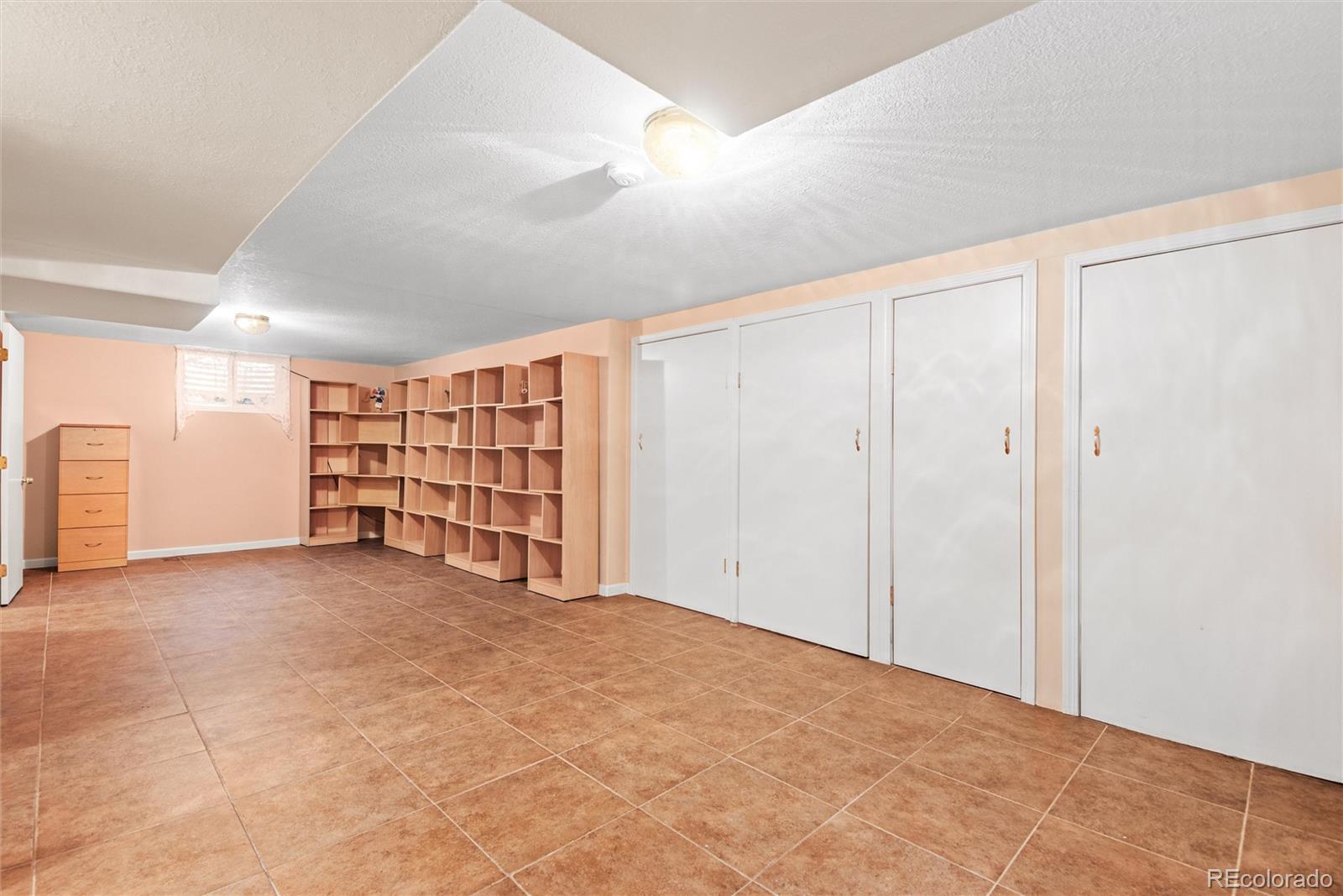 3912 S Cherokee Street