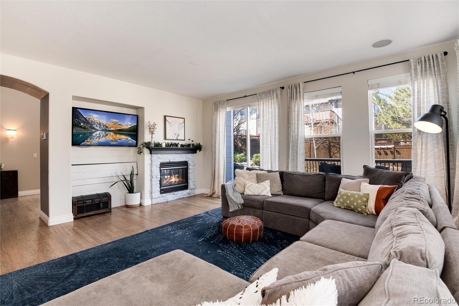 9225 Aspen Creek Way