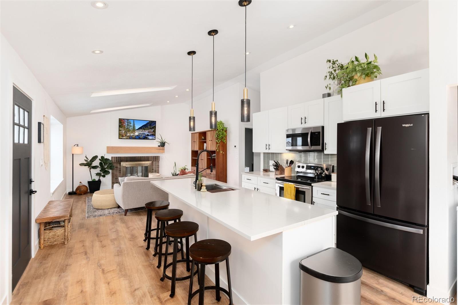 9607 W Nichols Place