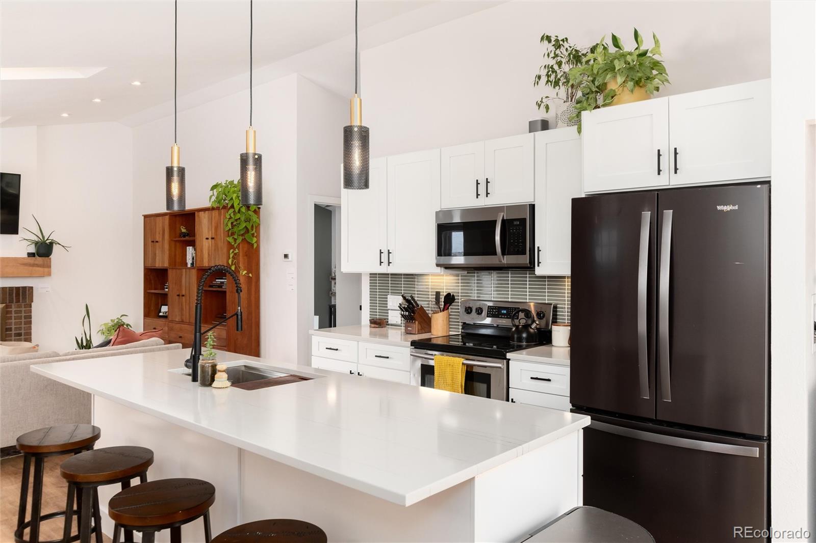 9607 W Nichols Place