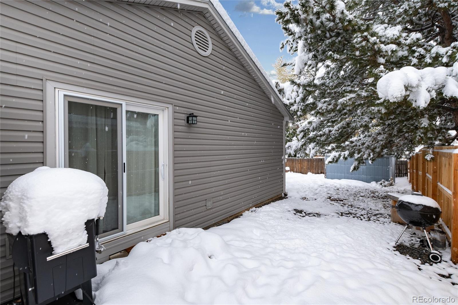 9607 W Nichols Place