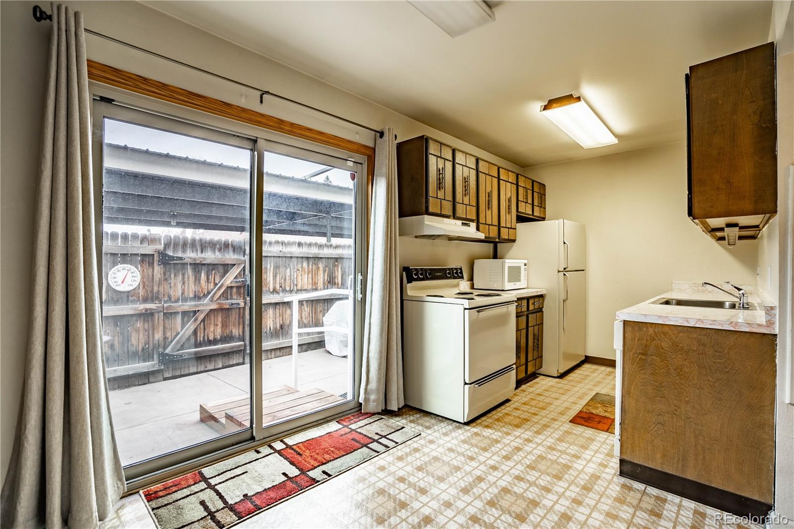 6330 E Mississippi Avenue