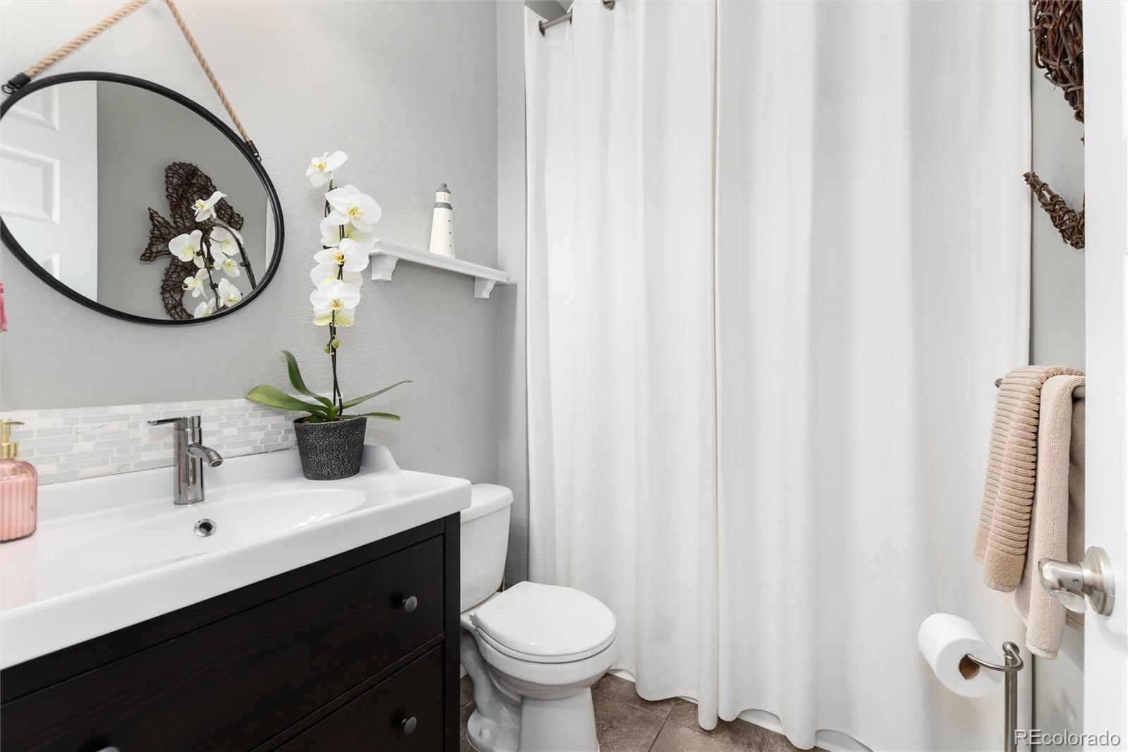 11582 Jimenez Street