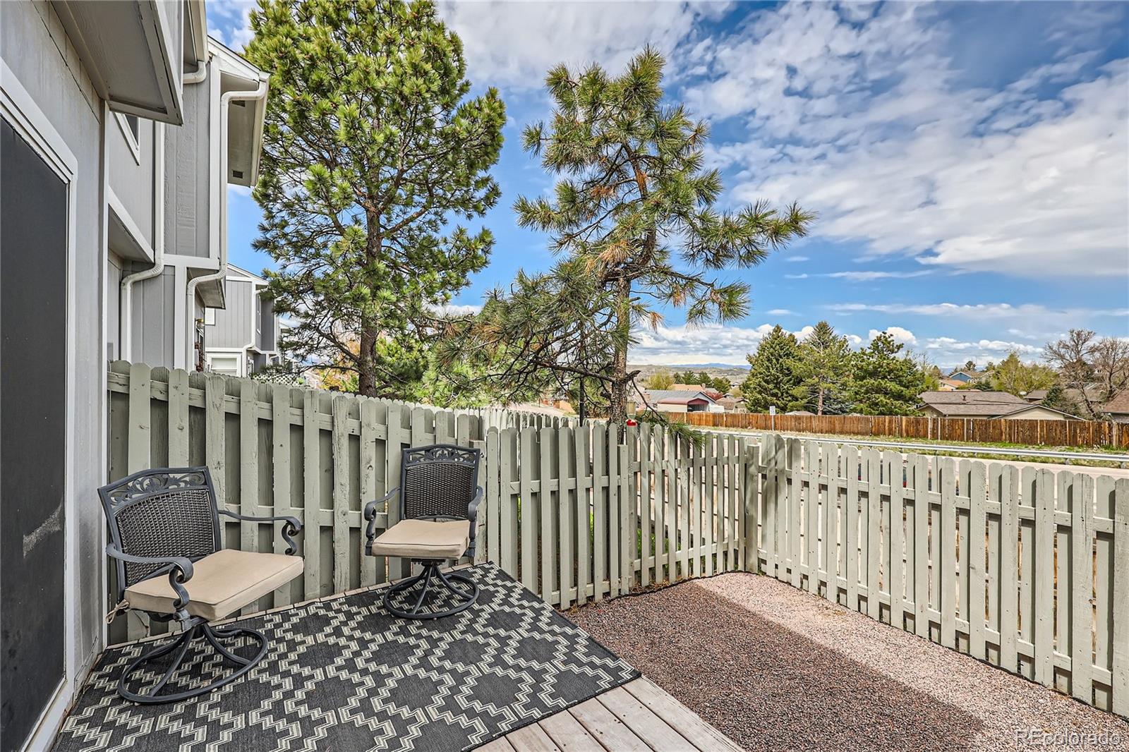 2083 Oakcrest Circle