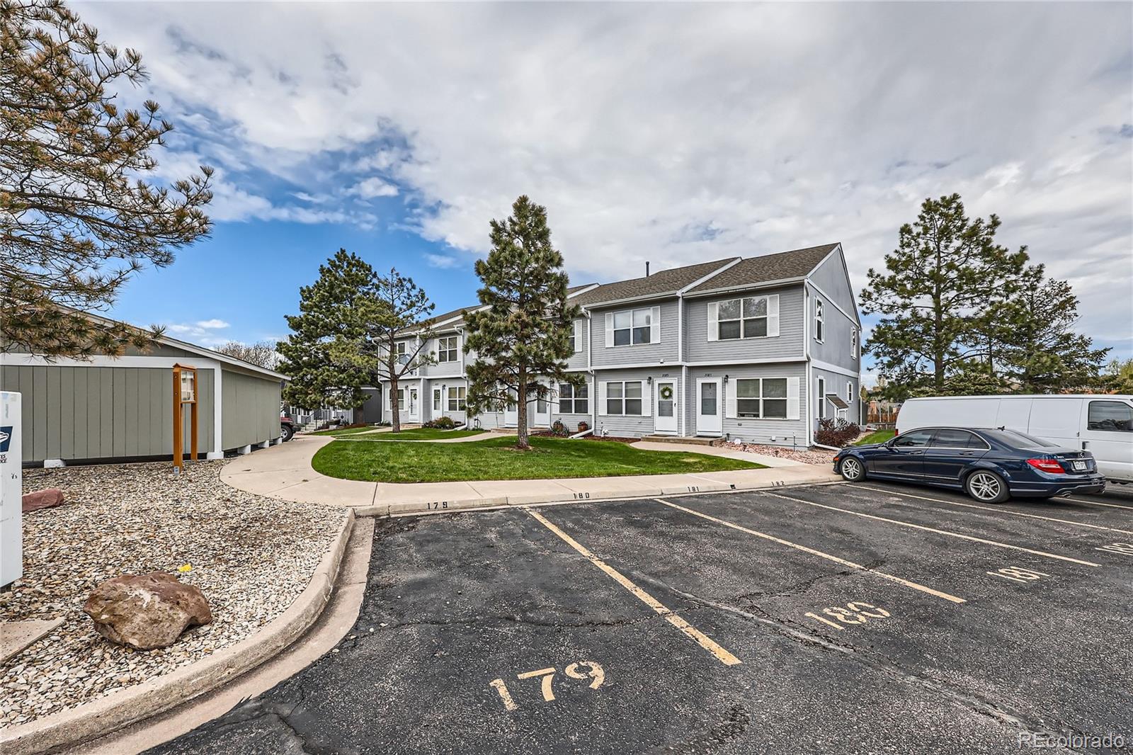 2083 Oakcrest Circle