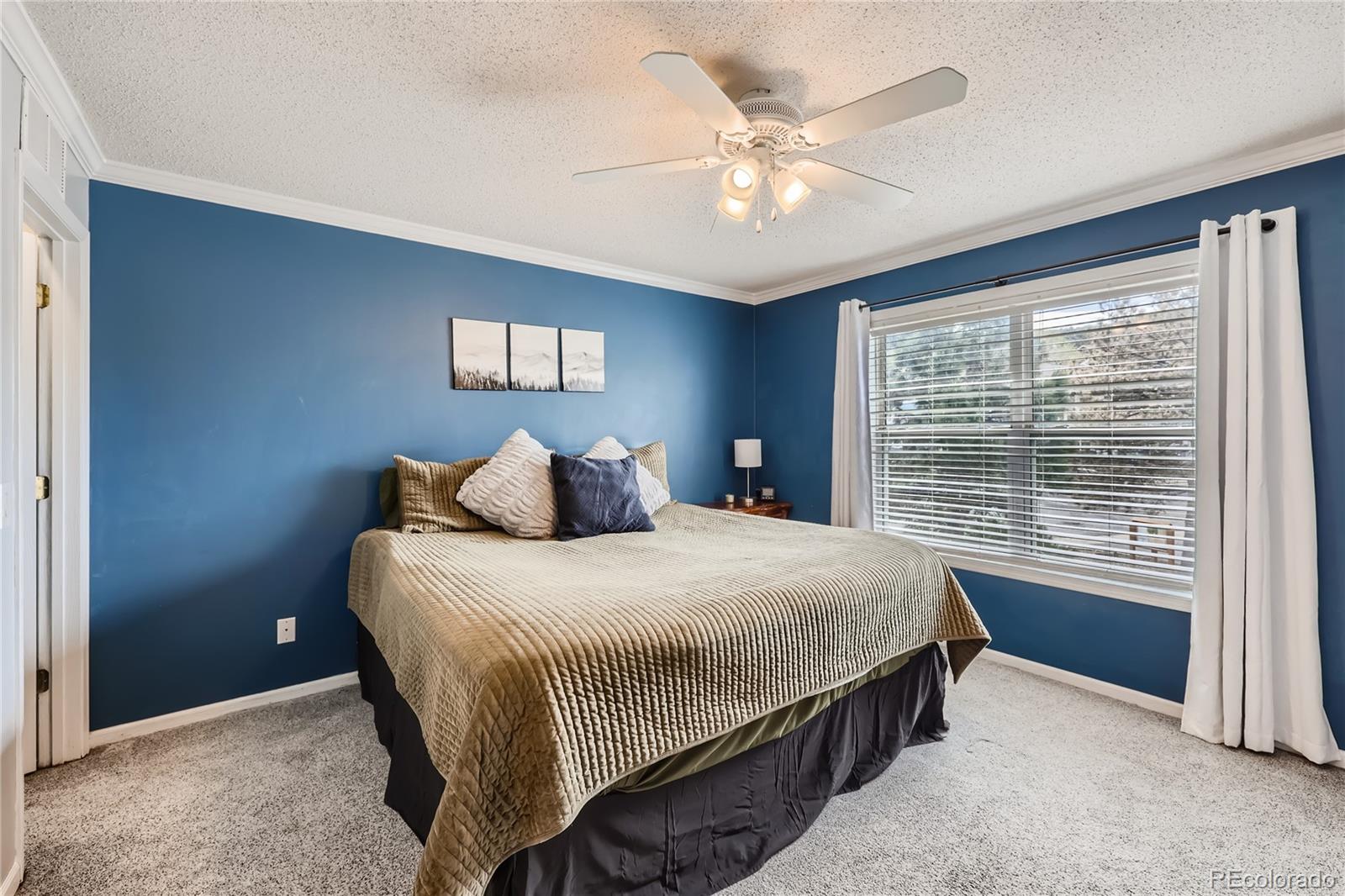 2083 Oakcrest Circle