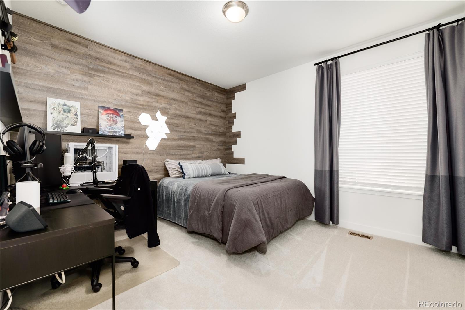 16997 Desert Wine Trail