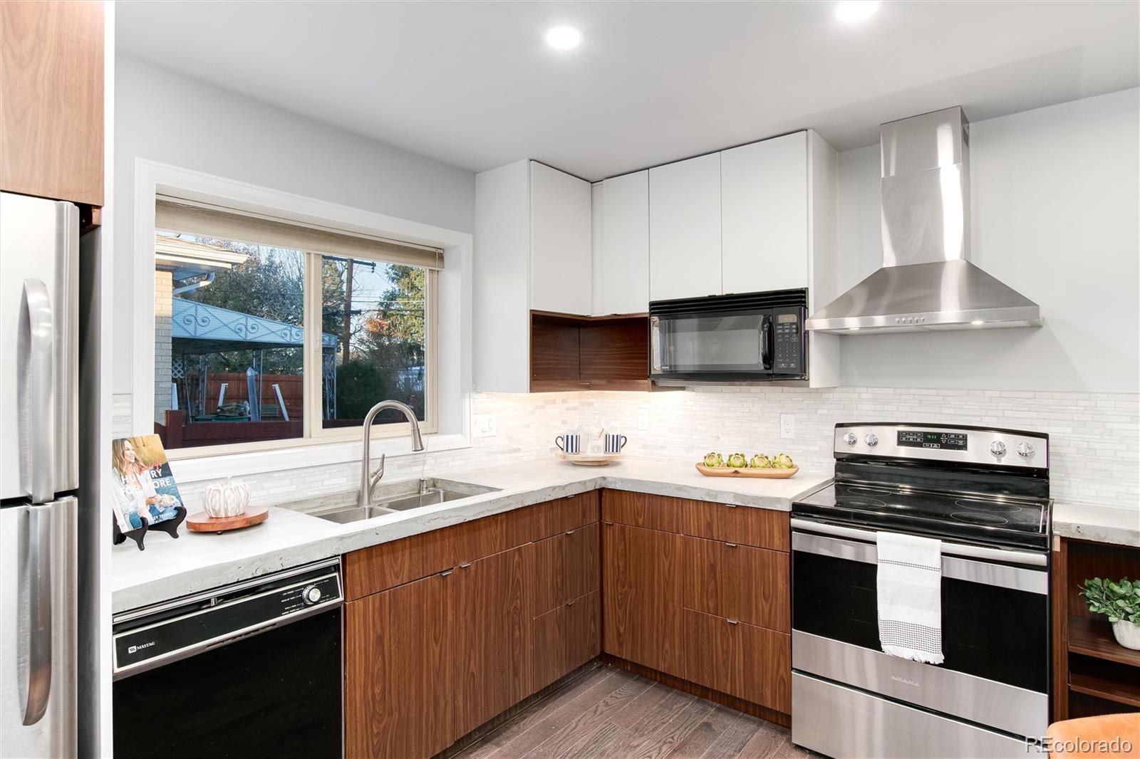 6275 W Louisiana Avenue