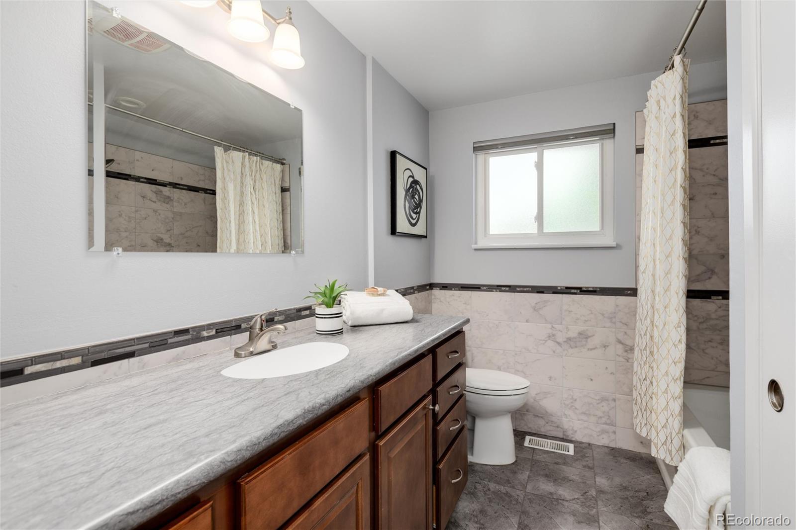 641 E Fremont Avenue