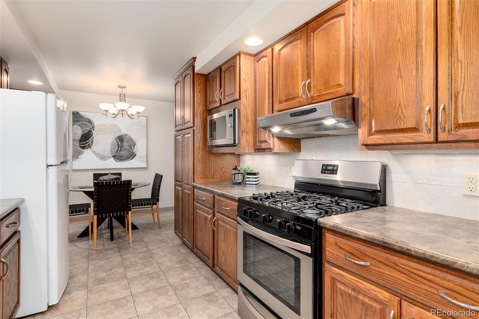 641 E Fremont Avenue