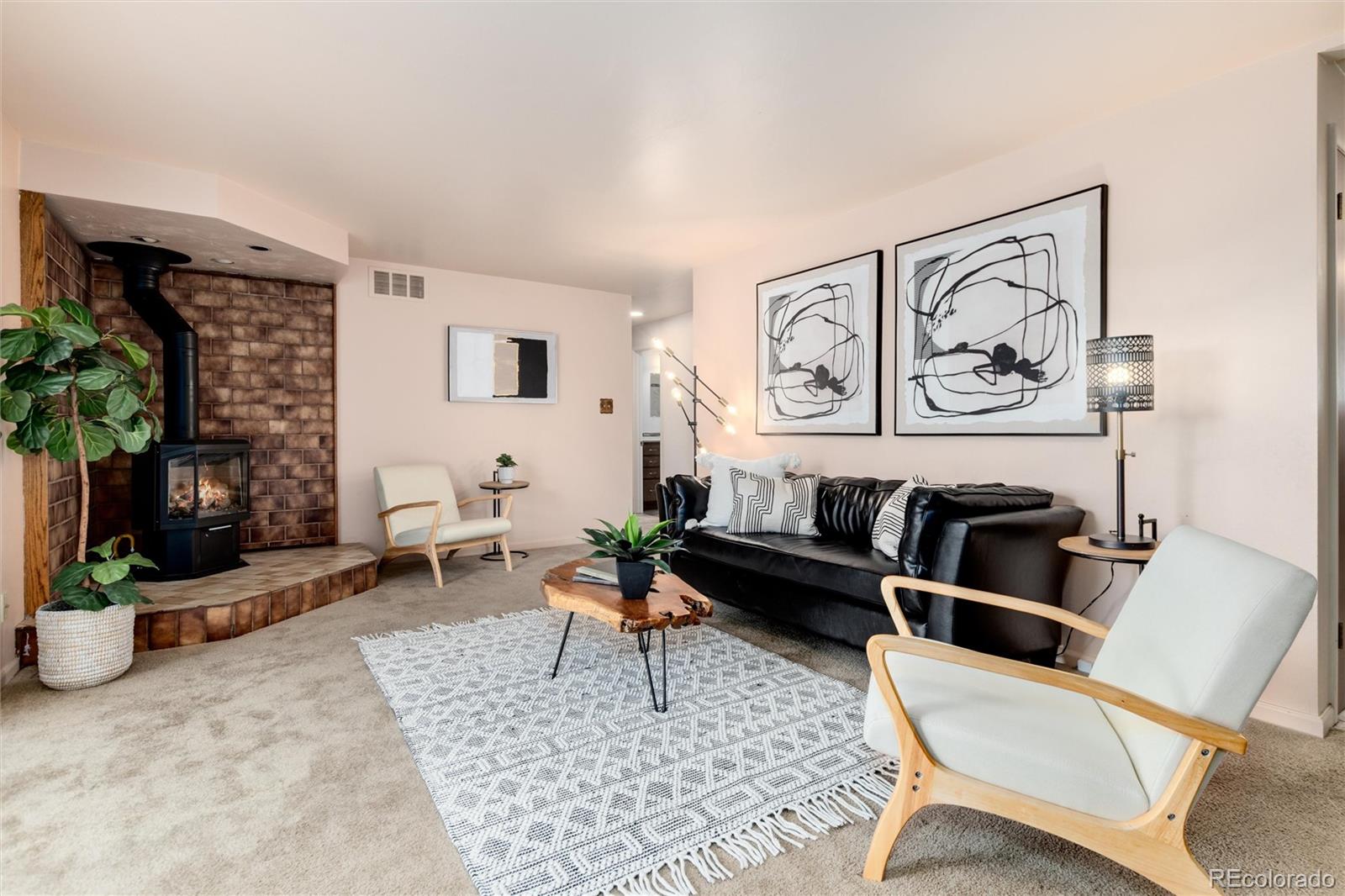 641 E Fremont Avenue