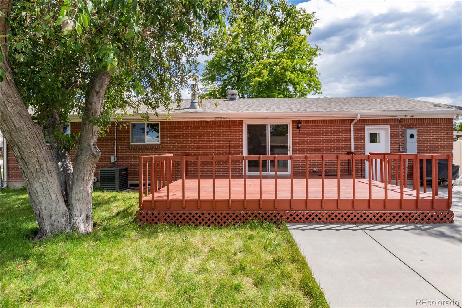 641 E Fremont Avenue