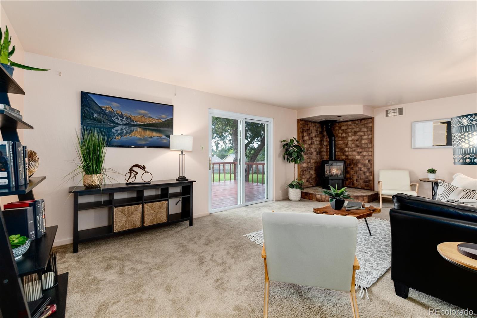 641 E Fremont Avenue