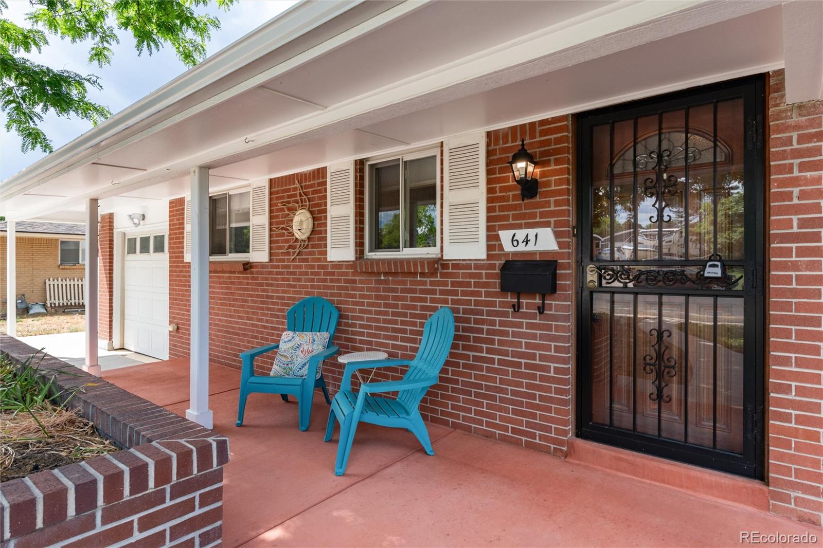 641 E Fremont Avenue