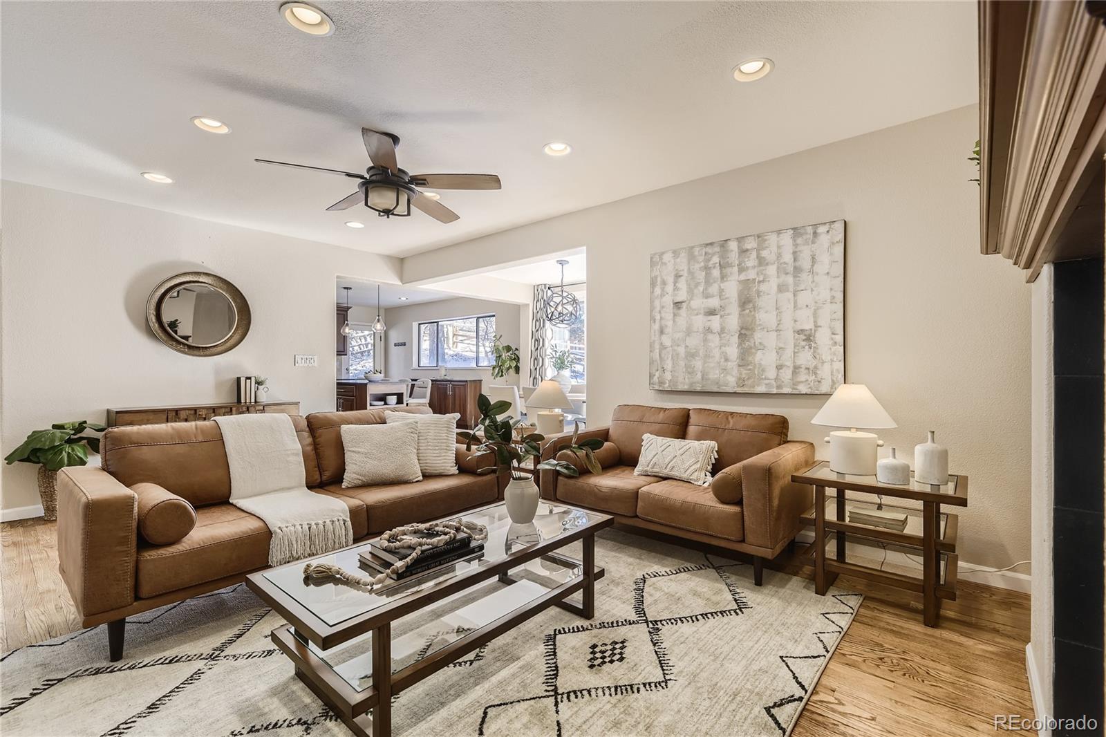 8140 Lakeshore Drive